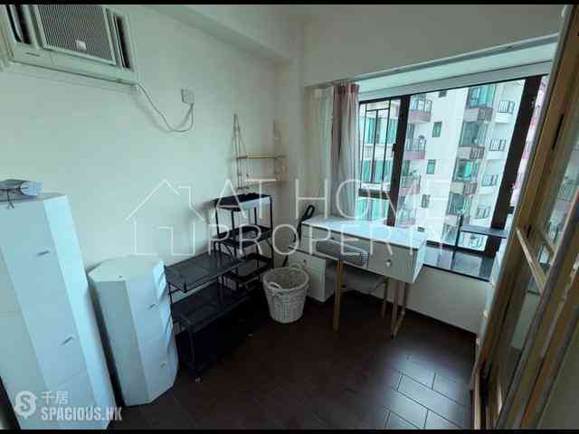 Kennedy Town - Serene Court 04