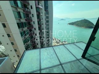 Kennedy Town - Serene Court 07