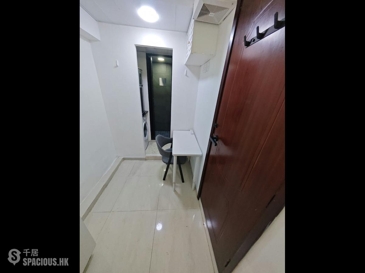 Causeway Bay - Hong Kong Mansion 01