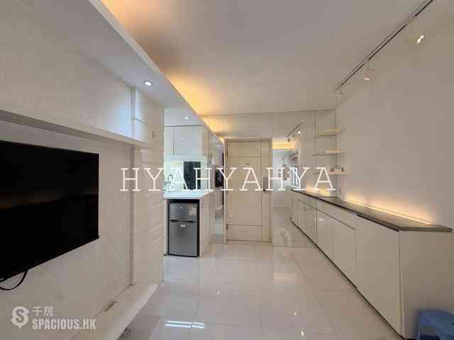 Kennedy Town - Tai Hong Building 02