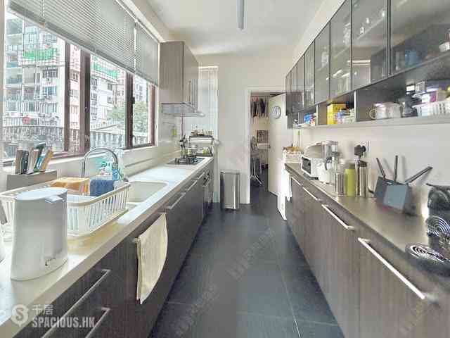 Mid Levels West - Dragonview Court 10