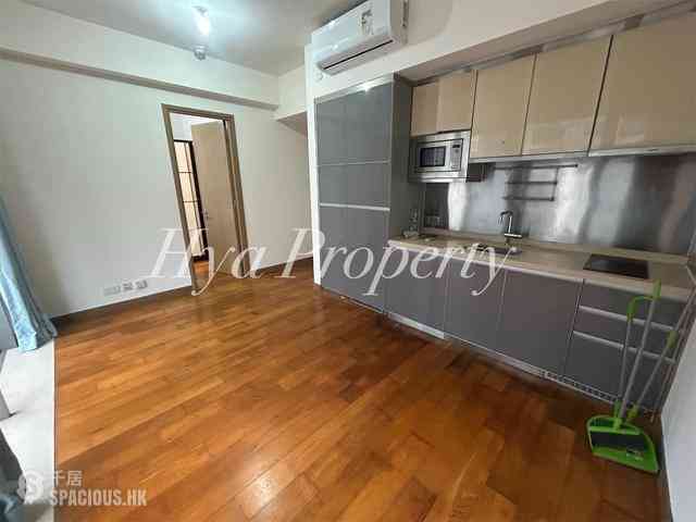 Sai Ying Pun - Island Crest 03