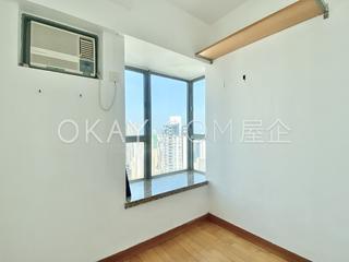 Sheung Wan - Queen's Terrace Block 1 07