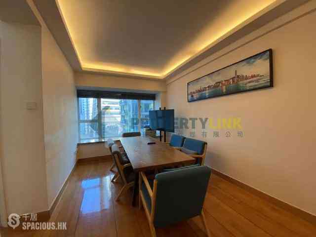 Sheung Wan - Queen's Terrace 03
