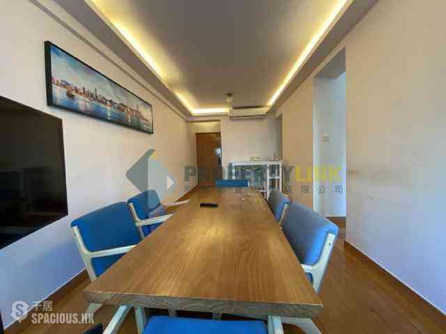 Sheung Wan - Queen's Terrace 06