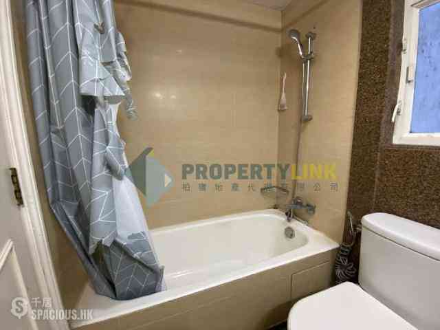 Sheung Wan - Queen's Terrace 14