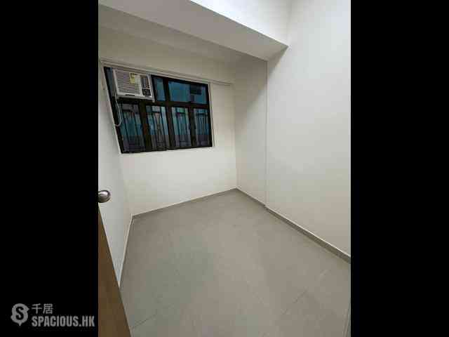 Quarry Bay - Chung Hing Mansion 04