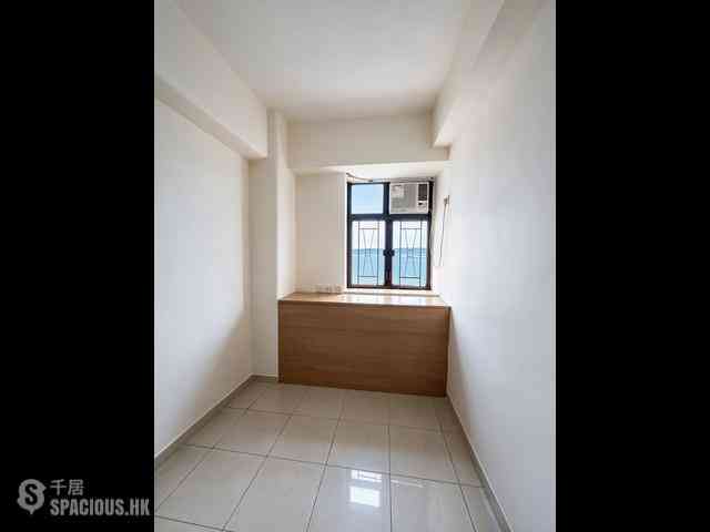 Kennedy Town - Sea View Mansion 05