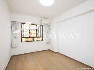 Mid Levels West - Realty Gardens Paris Court (Block 2) Paris Court 09