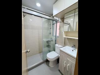 Kennedy Town - Houston Court 02
