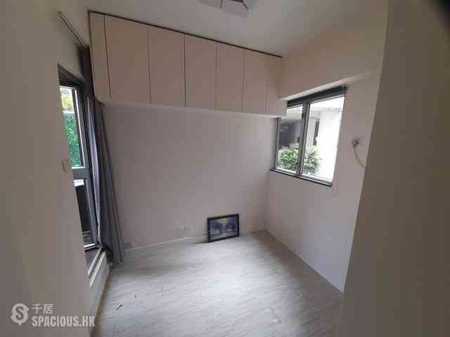 Mid Levels West - Cartwright Gardens 01