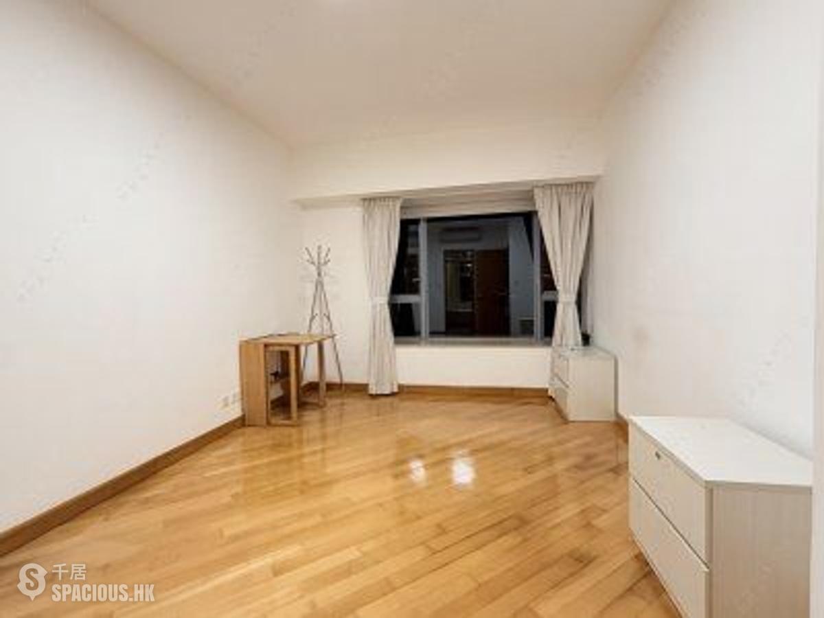 Cyberport - Residence Bel-Air 01