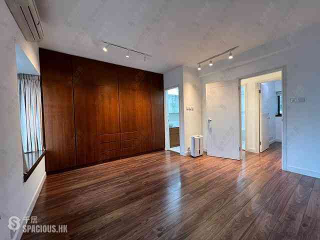 Mid Levels Central - Winsome Park 04