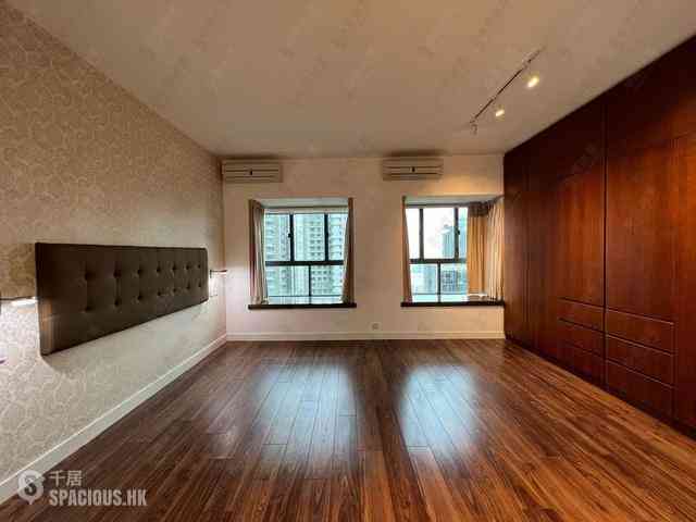 Mid Levels Central - Winsome Park 05