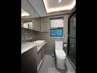 Mid Levels Central - Goldwin Heights 05
