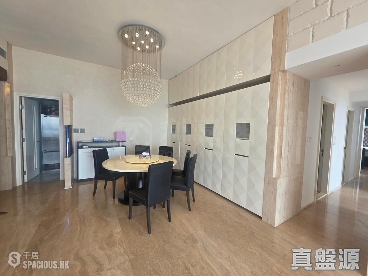 West Kowloon - The Cullinan 01