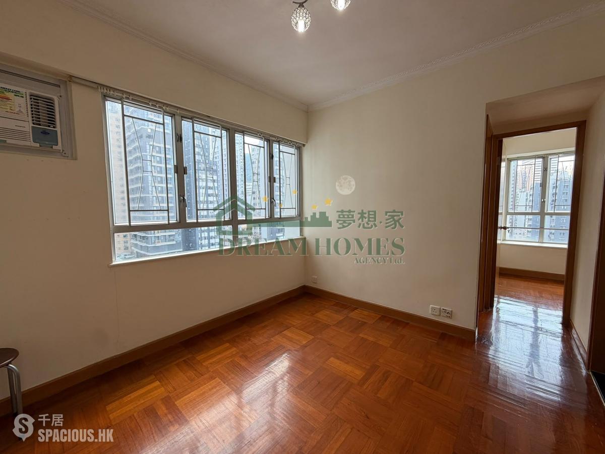 Sai Ying Pun - Shun Tai Building 01