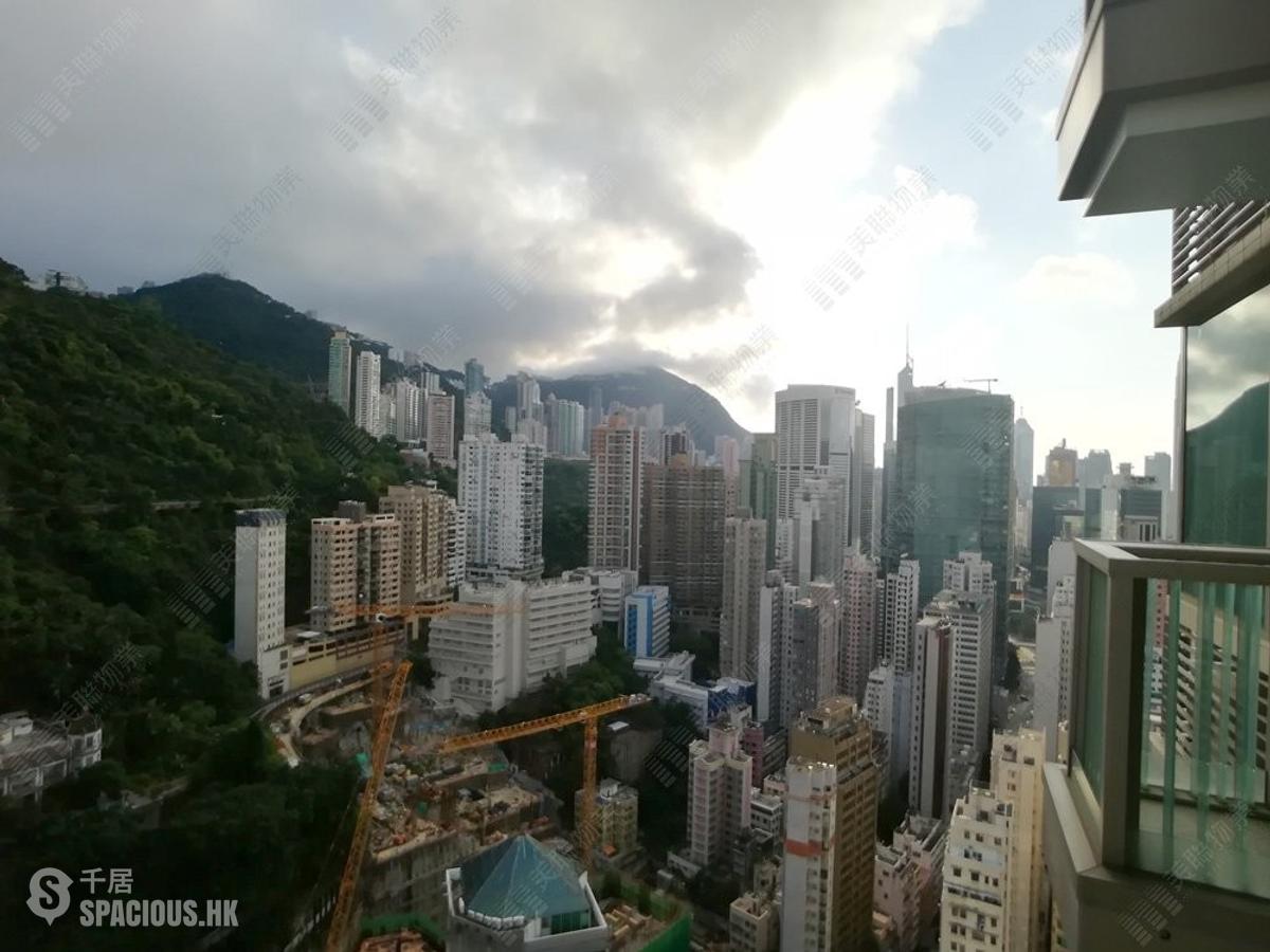 Wan Chai - The Avenue Phase 2 Block 2 01