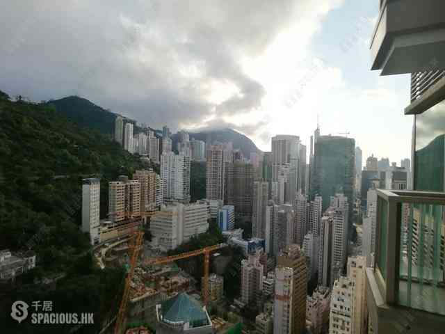Wan Chai - The Avenue Phase 2 Block 2 01