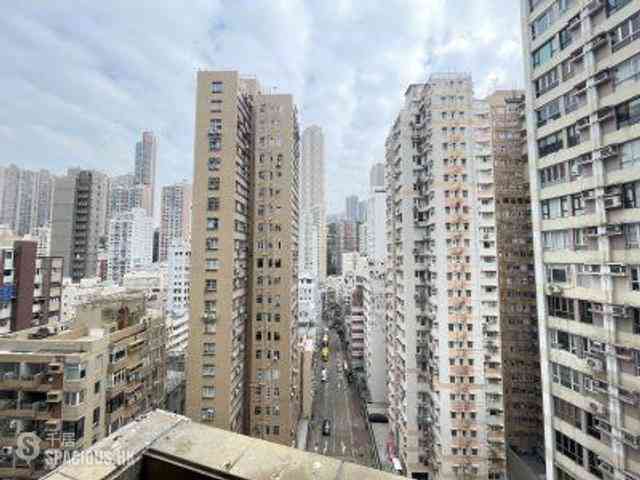 跑馬地 - 山村大廈 01