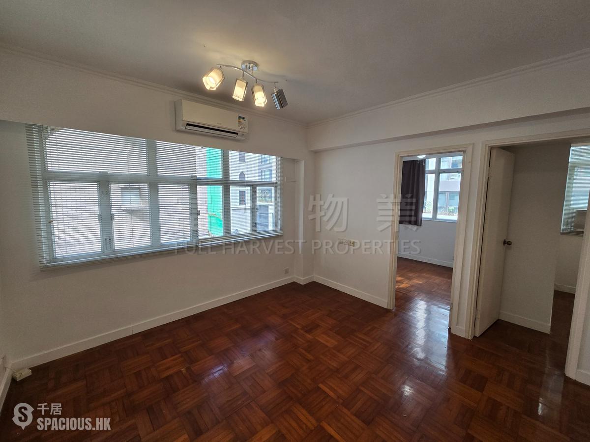 Happy Valley - 22, Ventris Road 01