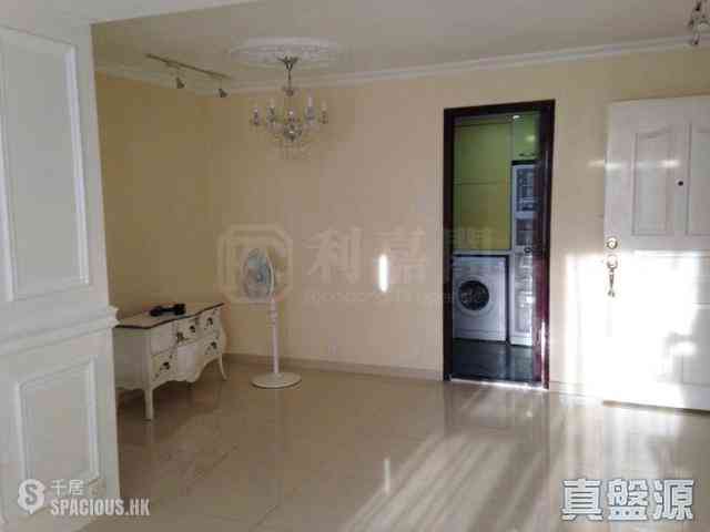 Braemar Hill - Maiden Court Block B 01