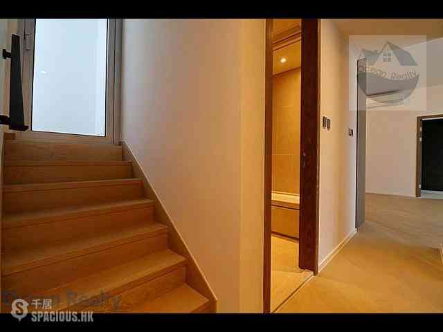 Clear Water Bay - Mount Pavilia 12