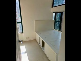Kennedy Town - La Maison Du Nord 04