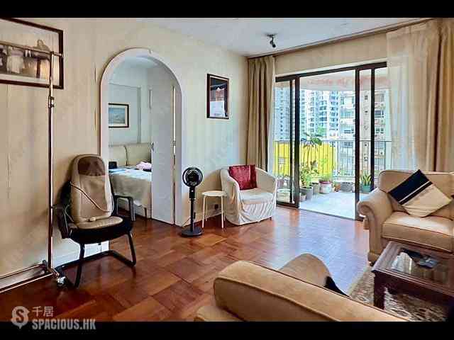 Mid Levels Central - Pearl Gardens 02