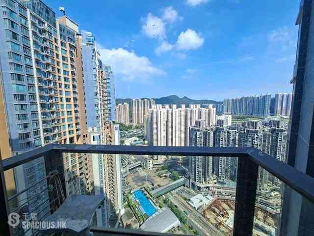 Tseung Kwan O - The Wings The Wings Block 2 09