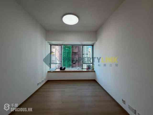 Sai Ying Pun - Ying Wa Court 02