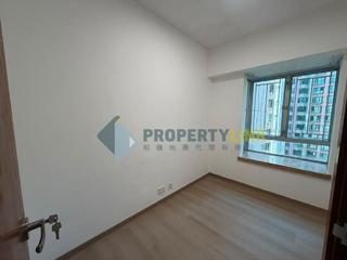 Sai Ying Pun - Ying Wa Court 07