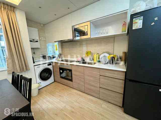 Mid Levels Central - Woodland Court 04