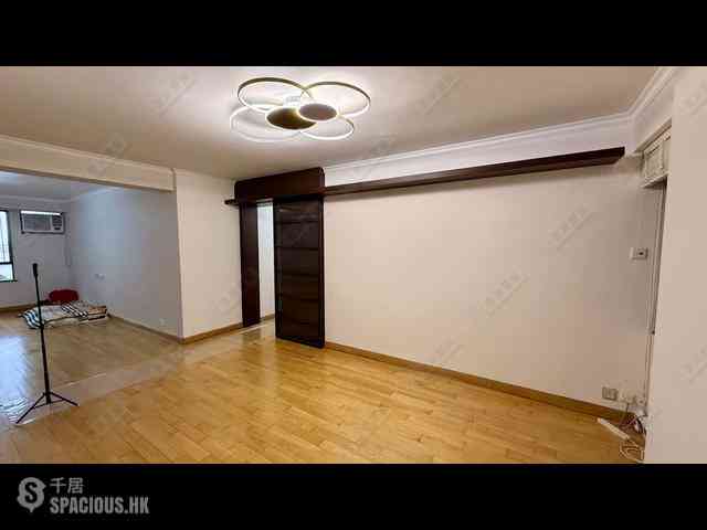 Braemar Hill - Wilshire Towers Block C 01