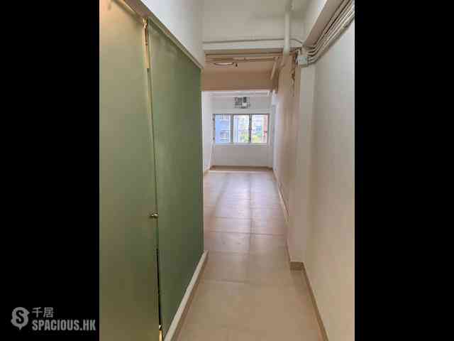 Sheung Wan - Tai Shing Building 06