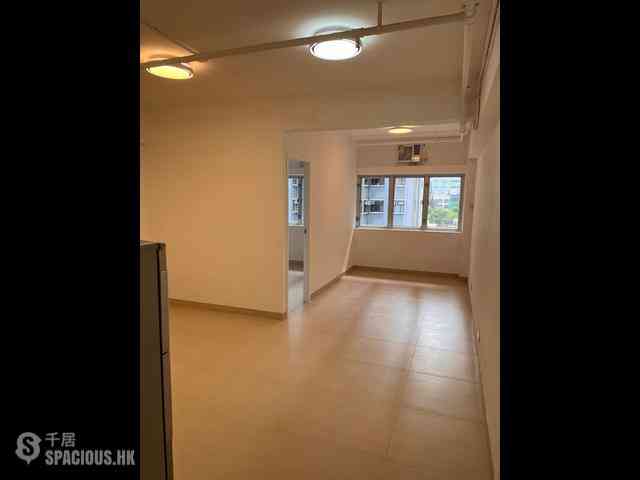 Sheung Wan - Tai Shing Building 07