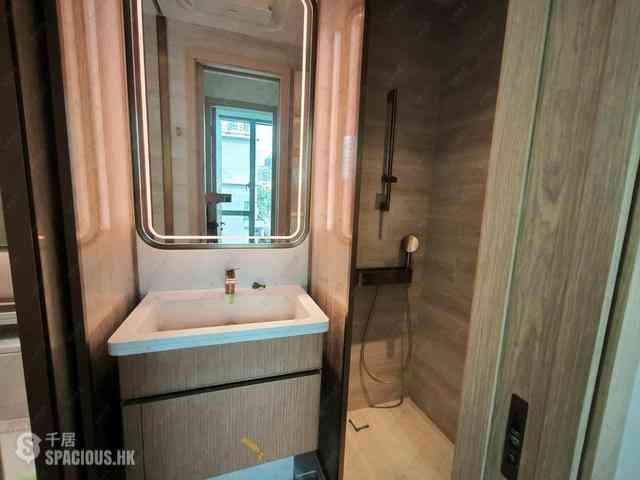 Sai Ying Pun - Upper Manor 09