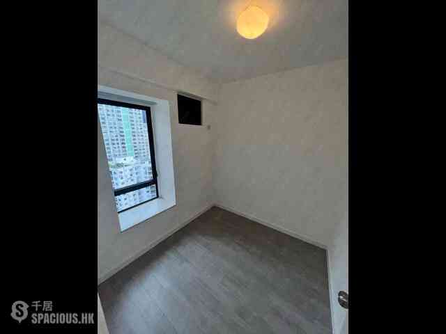 Mid Levels West - Park Height 19
