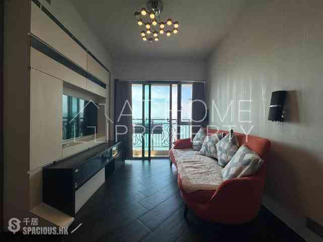 Kennedy Town - The Merton 01