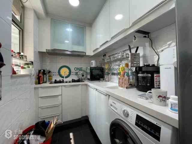 Kennedy Town - The Merton 04