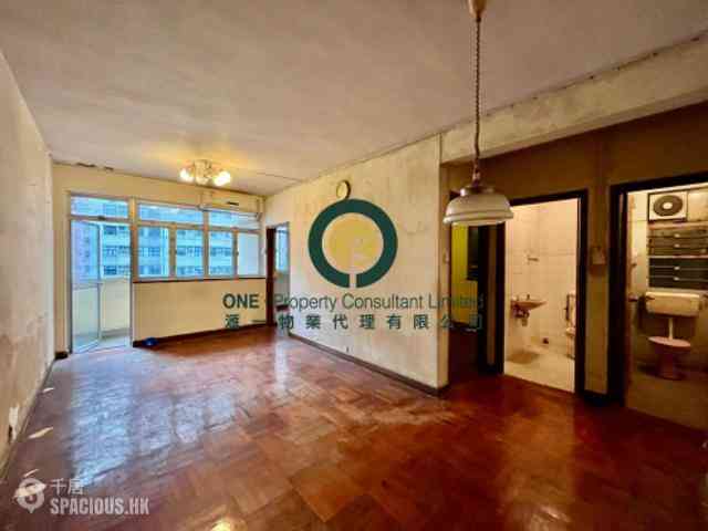 Mid Levels West - Hing Wah Mansions 01