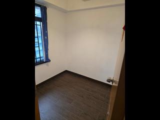 Shek Tong Tsui - Charmview Court 05
