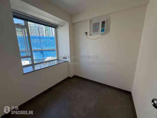 Kennedy Town - Smithfield Terrace 04