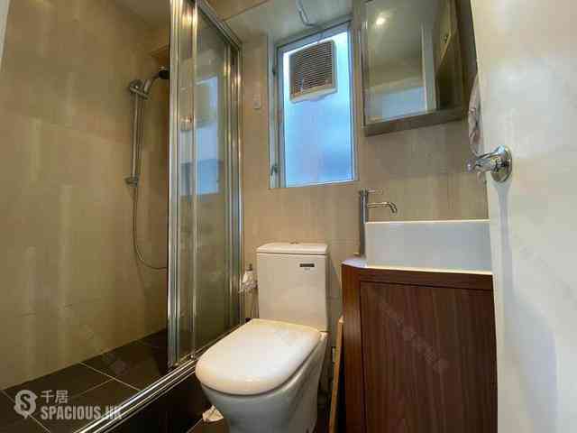 Mid Levels West - Cartwright Gardens 02