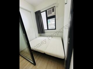 Sheung Wan - 114, Des Voeux Road West 04