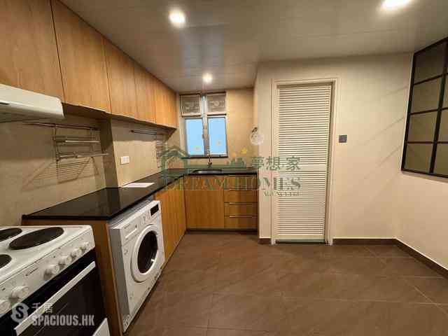 Mid Levels Central - Mountain View Court 03
