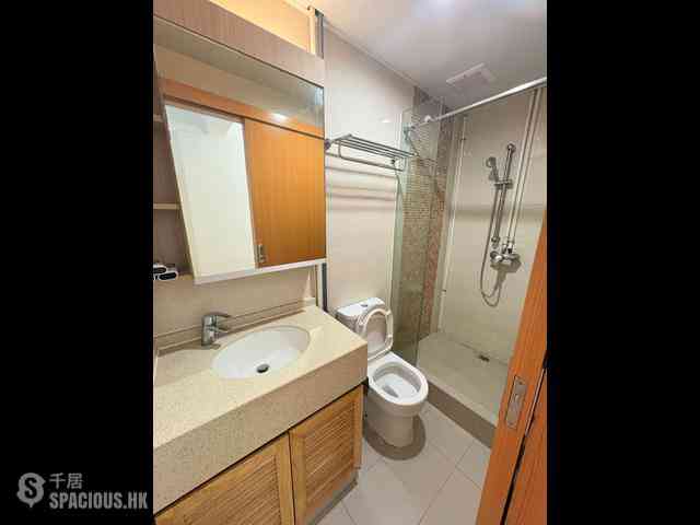 Mong Kok - 933, Canton Road 05