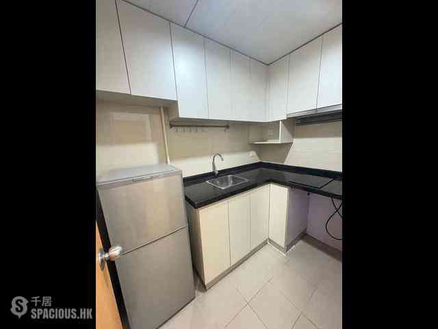 Mong Kok - 933, Canton Road 06