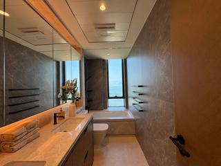 Discovery Bay - Discovery Bay Phase 19-2A One Toscana 2 Tower 1A 04