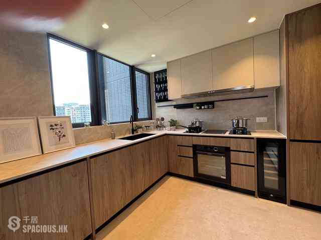 Discovery Bay - Discovery Bay Phase 19-2A One Toscana 2 Tower 1A 07